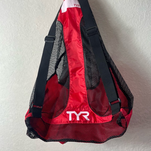 TYR Mesh Backpack - Picture 4 of 5